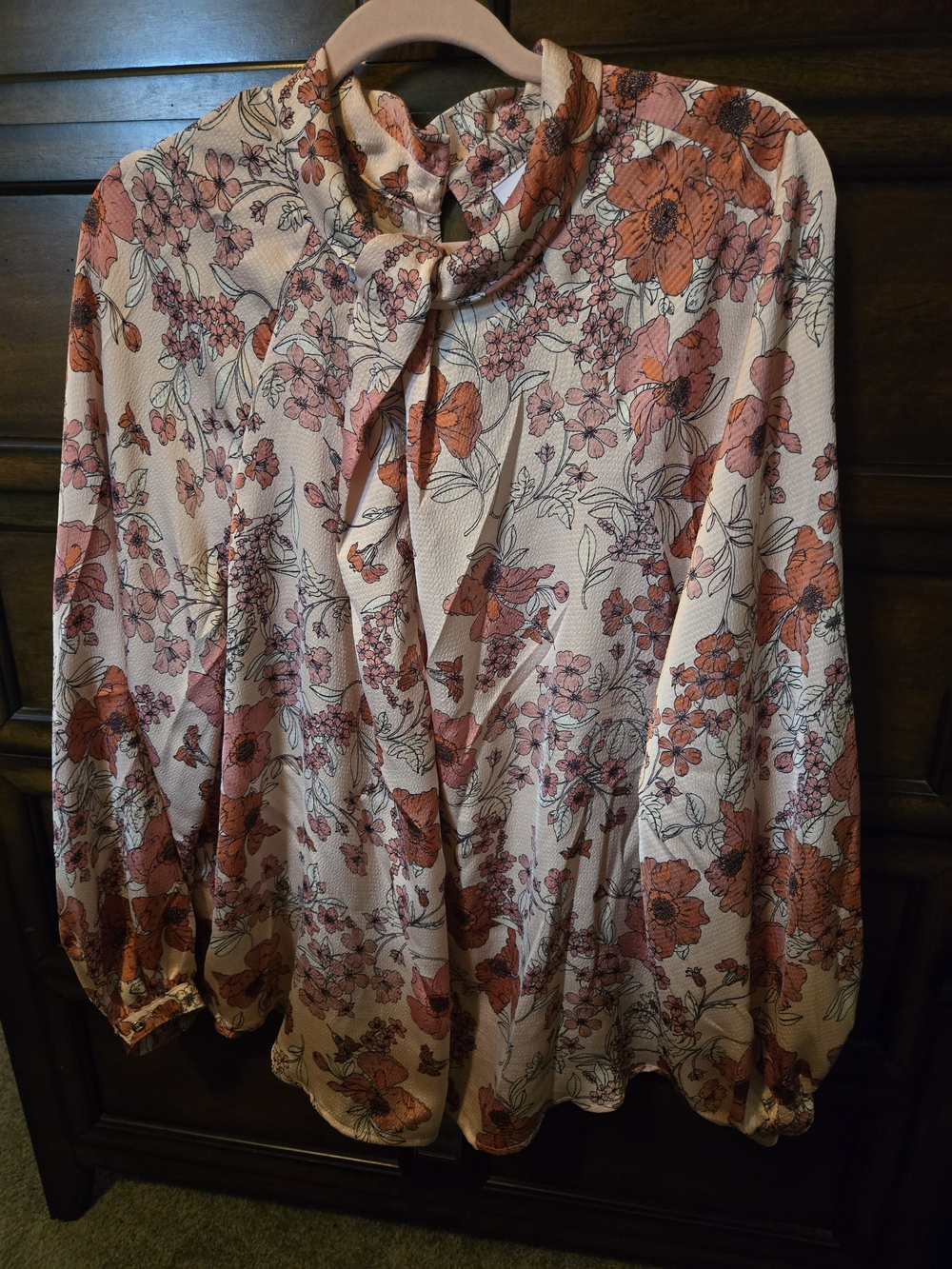 Liz Claiborne Floral Tie-Neck Blouse in Blush and Rust